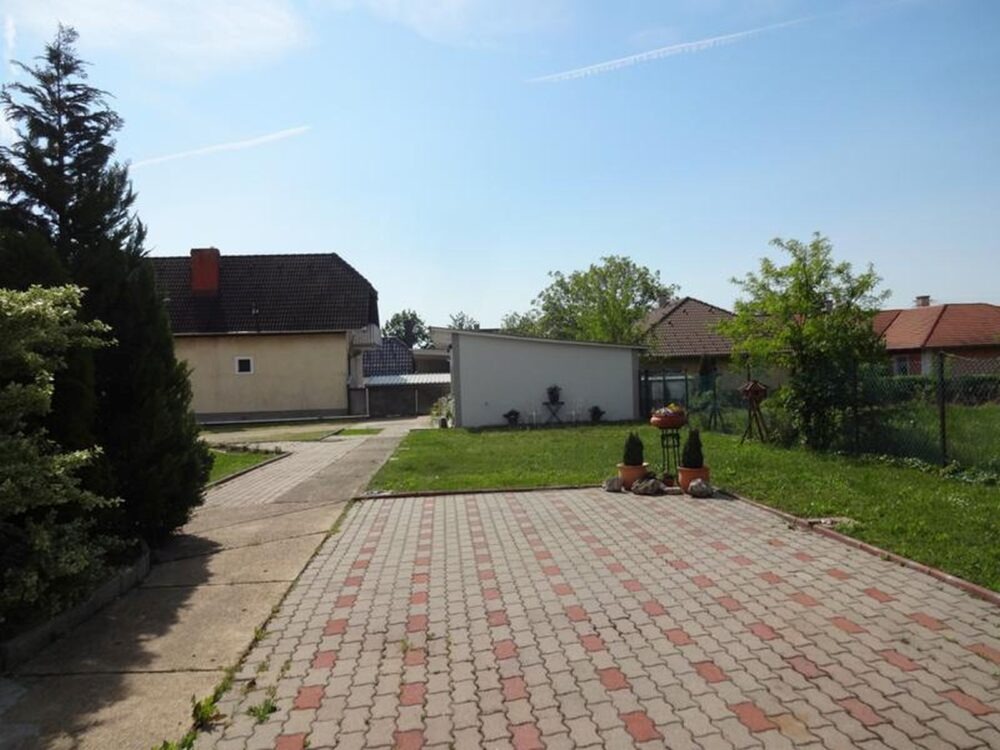 12 – K800_DSC03422