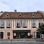10 – A ház szemből